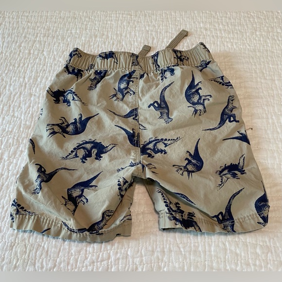 Bundle of Two Gymboree Shirts and One Old Navy Dinosaur Shorts, 18-24 Months, 2T - Picture 9 of 10
